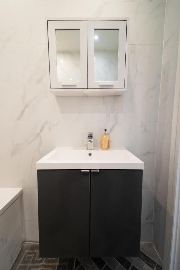 Apartamento Star London Bell Lane 3-Bed Haven Hendon Exterior foto